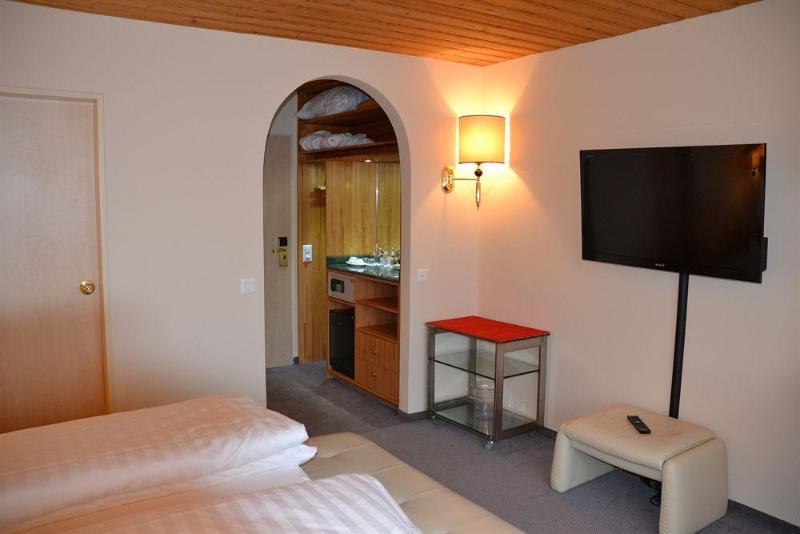 T3 Alpenhotel Φιλμς Εξωτερικό φωτογραφία
