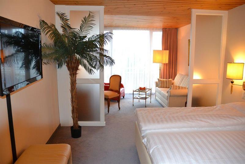 T3 Alpenhotel Φιλμς Εξωτερικό φωτογραφία