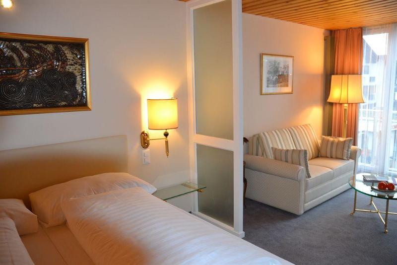T3 Alpenhotel Φιλμς Εξωτερικό φωτογραφία